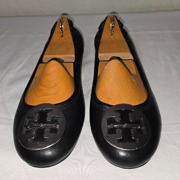 Tory Burch Reva Black Leather Silver Medallion Ballet Flats Women's Size 9.5 M - Picture 5 of 11